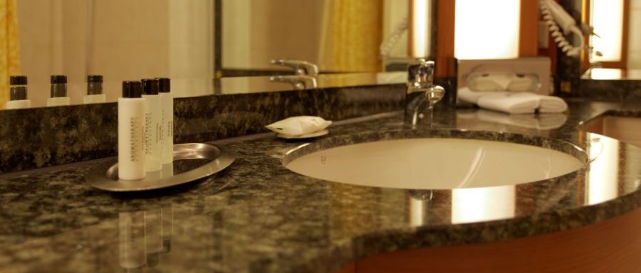 Ein Hotel wird renoviert: Das Marriott Frankfurt - Teil 1: Der Muff der